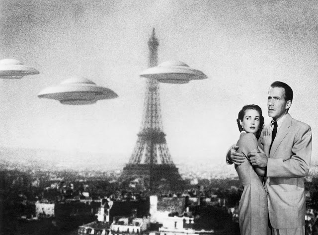 When You See Those Flying Saucers – UFO Days and UFO News
